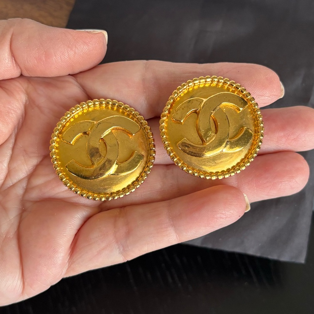 CHANEL Gold Logo Earrings - Picture 6 of 11